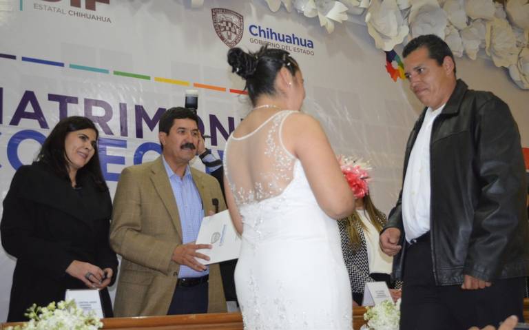 Inician matrimonios colectivos en Delicias Chihuahua ceremonia club de  leones municipio Coronavirus Covid prevención amor celebración - El Heraldo  de Chihuahua | Noticias Locales, Policiacas, de México, Chihuahua y el Mundo