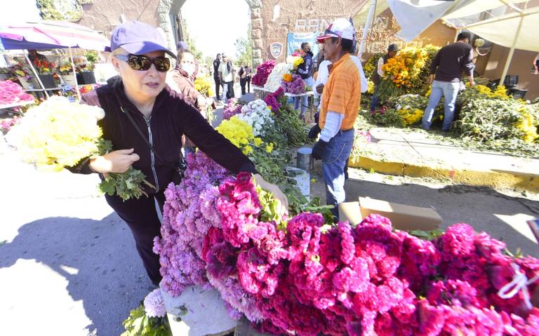 Se triplica el precio de las flores de muerto - El Heraldo de Chihuahua |  Noticias Locales, Policiacas, de México, Chihuahua y el Mundo