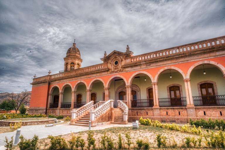 Quinta Carolina: la historia de una de las construcciones más icónicas de  Chihuahua - El Heraldo de Chihuahua | Noticias Locales, Policiacas, de  México, Chihuahua y el Mundo