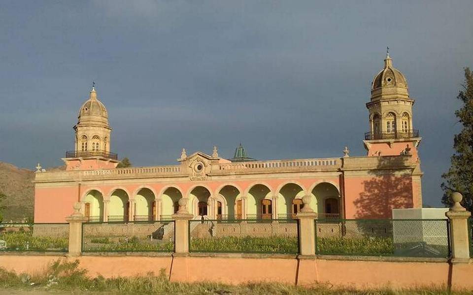 Quinta Carolina: la historia de una de las construcciones más icónicas de  Chihuahua - El Heraldo de Chihuahua | Noticias Locales, Policiacas, de  México, Chihuahua y el Mundo