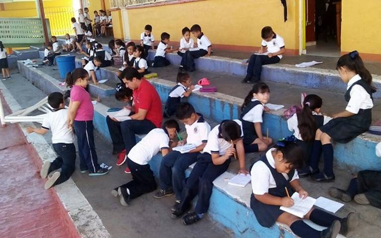 Protestan maestros de la Primaria Club de Leones por injusticias en Oaxaca  - El Heraldo de Chihuahua | Noticias Locales, Policiacas, de México,  Chihuahua y el Mundo