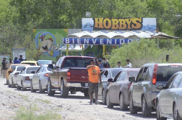 Paseantes se echan un chapuzón en las albercas durante Sábado de Gloria -  El Heraldo de Chihuahua | Noticias Locales, Policiacas, de México,  Chihuahua y el Mundo