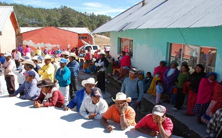 Tarahumaras sólo visitan el panteón para enterrar a sus muertos - El  Heraldo de Chihuahua | Noticias Locales, Policiacas, de México, Chihuahua y  el Mundo